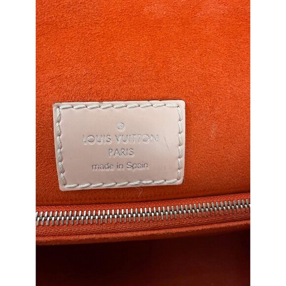 Louis Vuitton Grenelle PM Pink Epi Leather Shoulder Bag - Picture 5 of 16